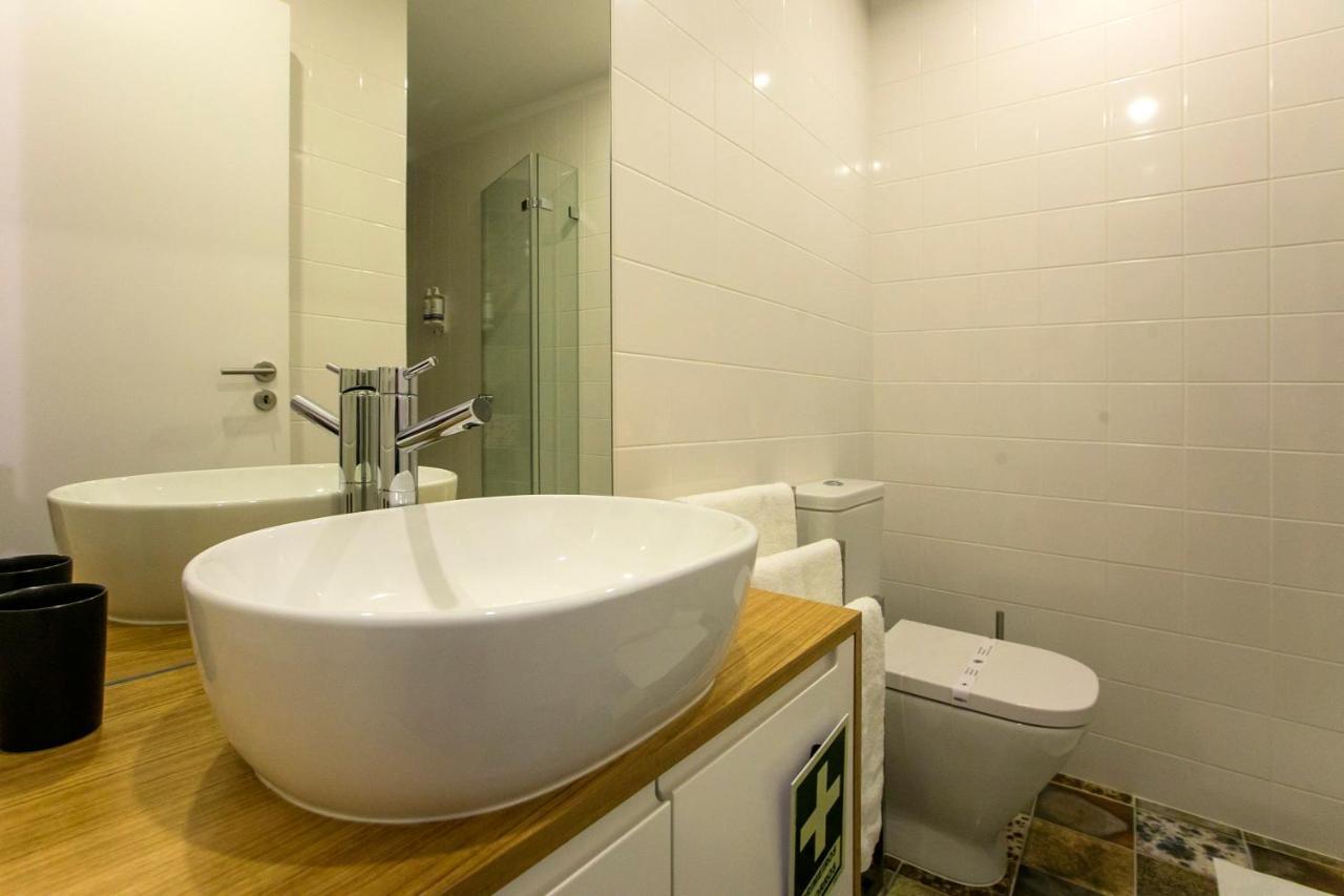 Charming Studio In Historic Downtown ポルト エクステリア 写真