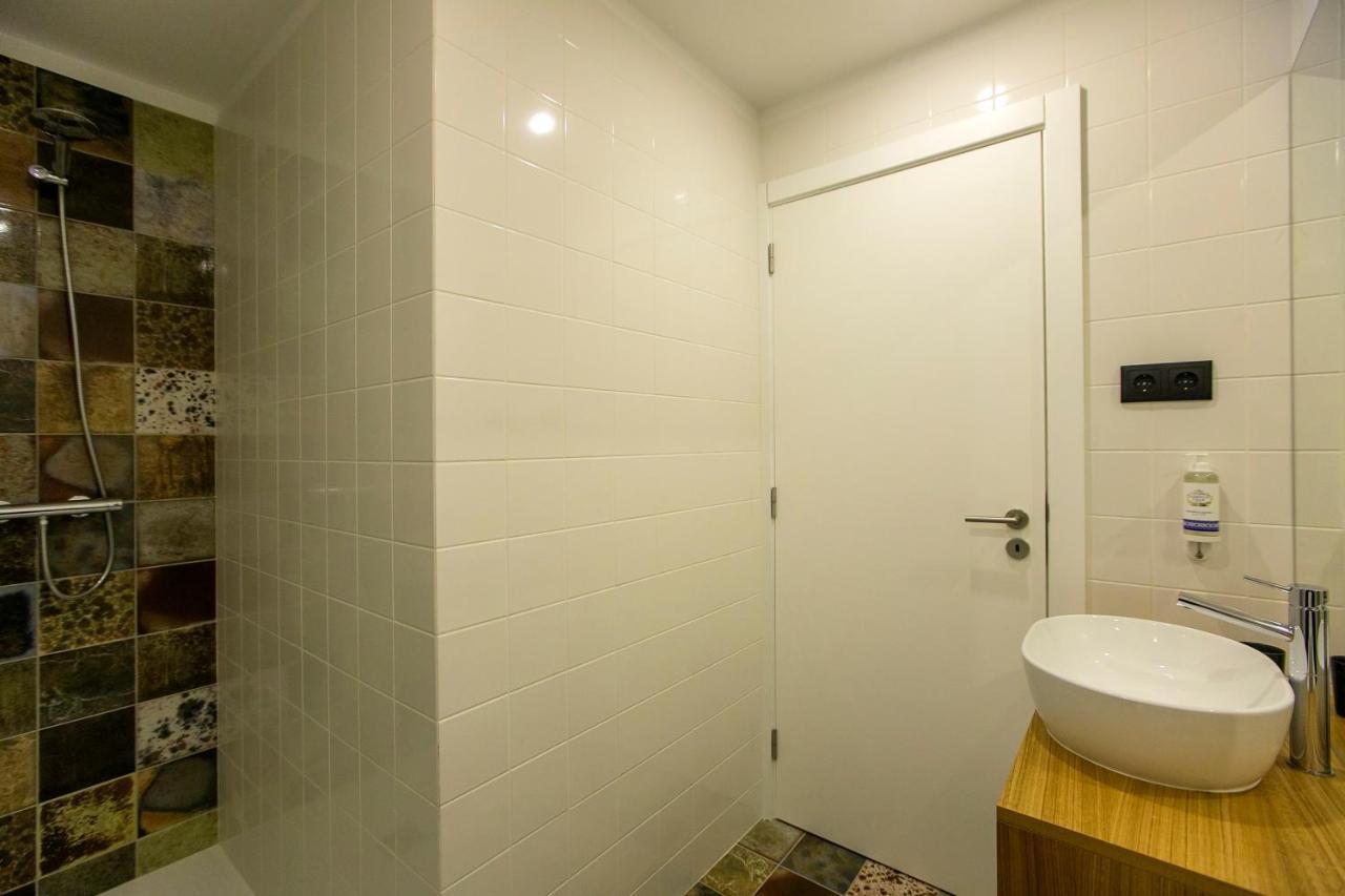 Charming Studio In Historic Downtown ポルト エクステリア 写真